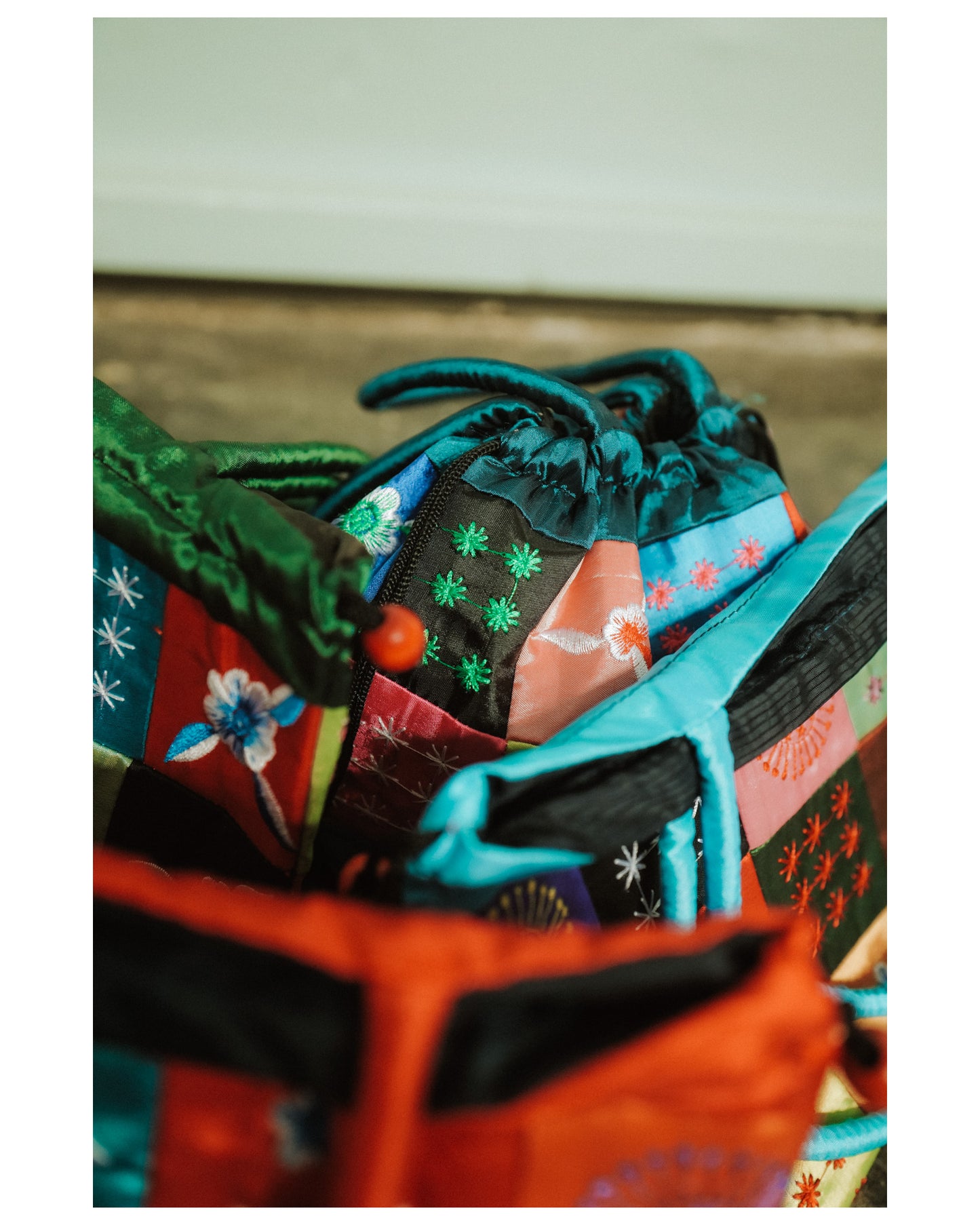 Silke Broderet Patchwork Håndtaske - Blå