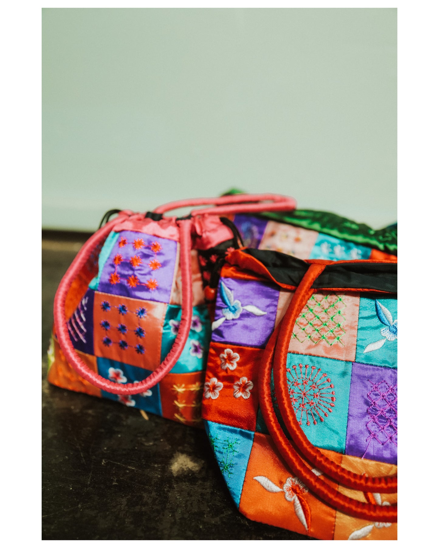 Silke Broderet Patchwork Håndtaske - Blå
