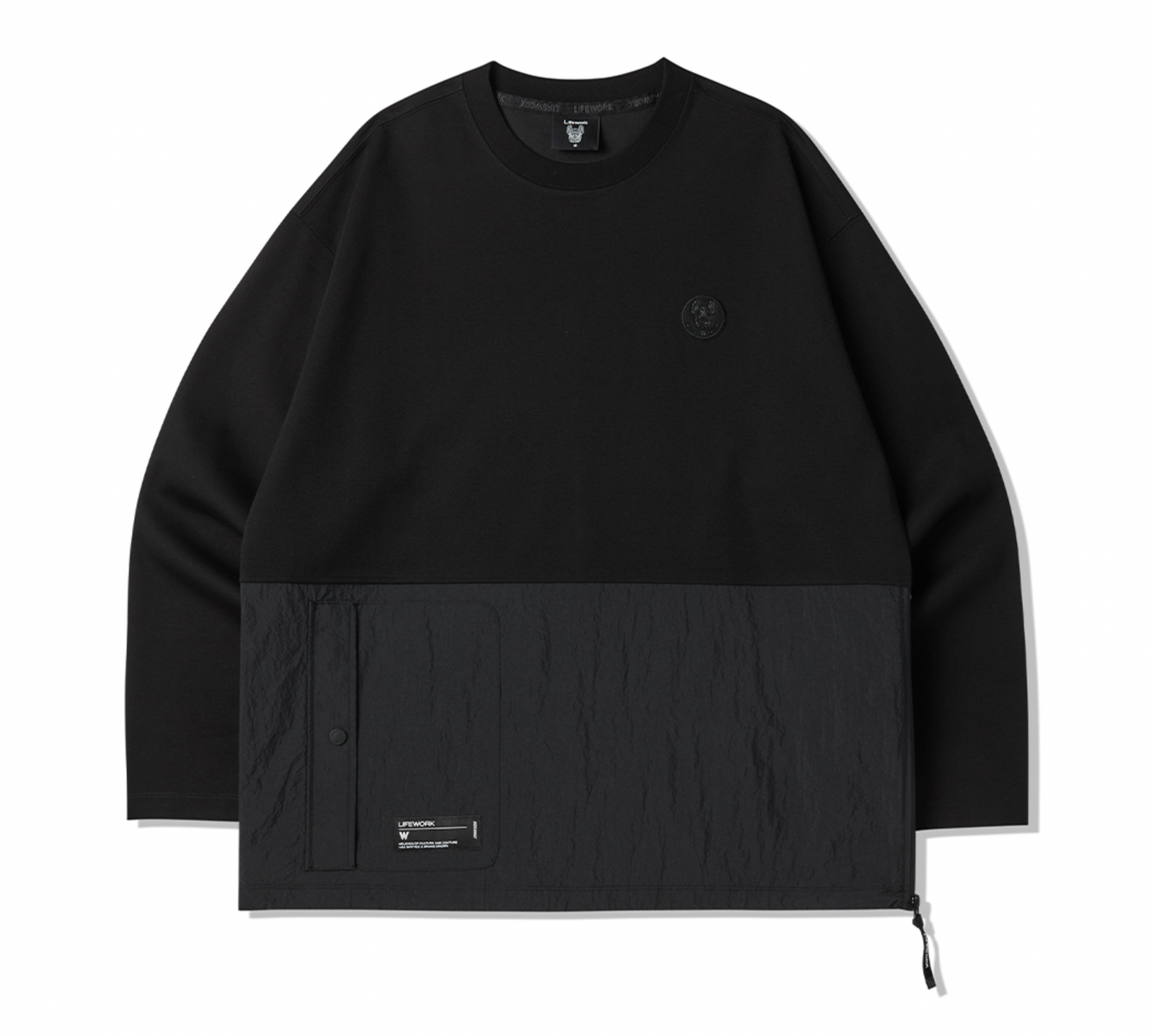 Langærmet t-shirt med vævet lomme