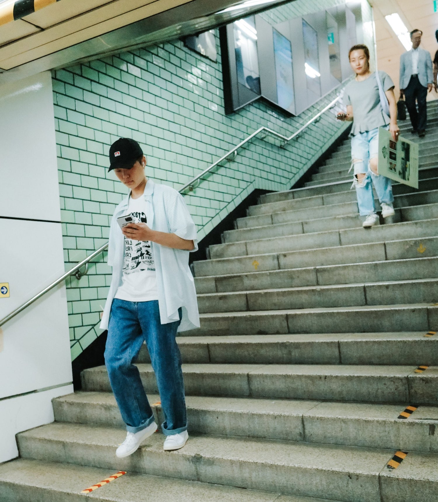 Fashionable Koreans commuting in the Subway of Seoul